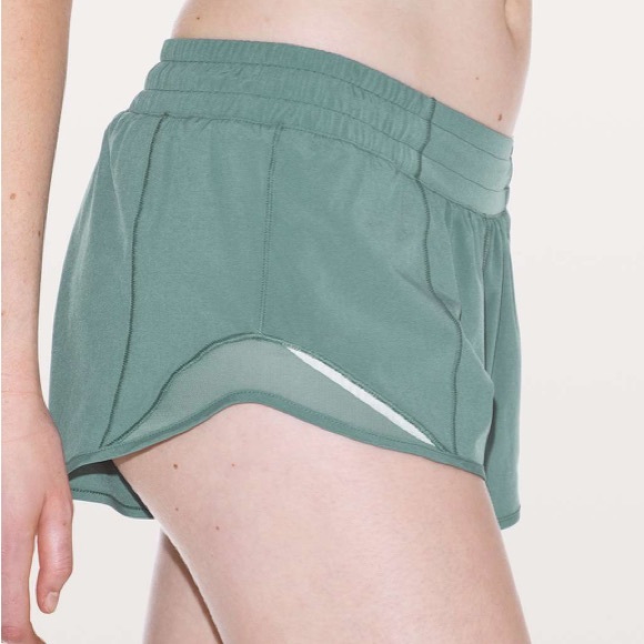lululemon athletica Pants - LULULEMON HOTTY HOT SHORT